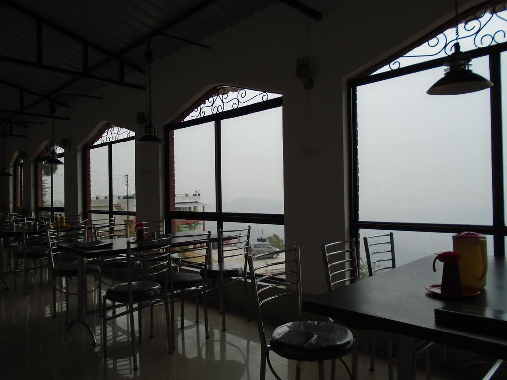 New Dolma Hotel Almora Zewnętrze zdjęcie